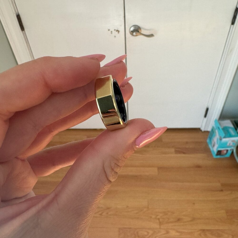 Oura Ring Gen 3 - Heritage Gold - Size 8 - Great Condition, with warranty